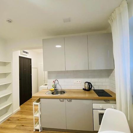 Apartament Bezagenta Mozart8 Studio Easy Access To City Wifi Warszawa Zewnętrze zdjęcie