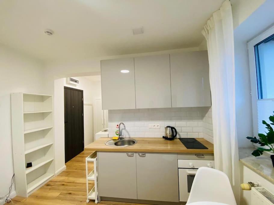Apartament Bezagenta Mozart8 Studio Easy Access To City Wifi Warszawa Zewnętrze zdjęcie